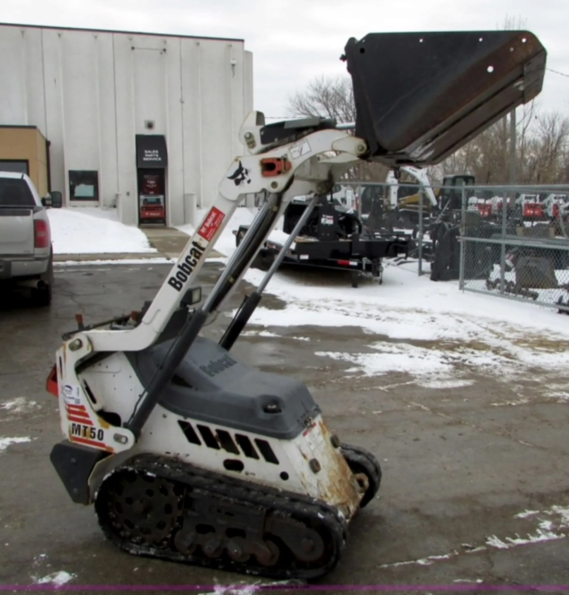 Mini Skid Steer — photo 4 of 5