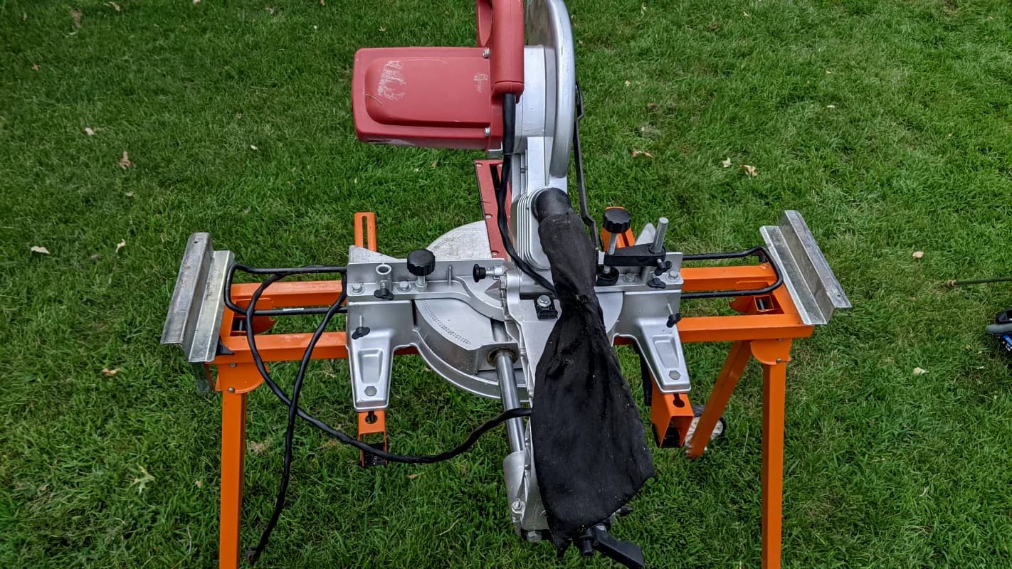 Miter Saw — photo 3 of 3