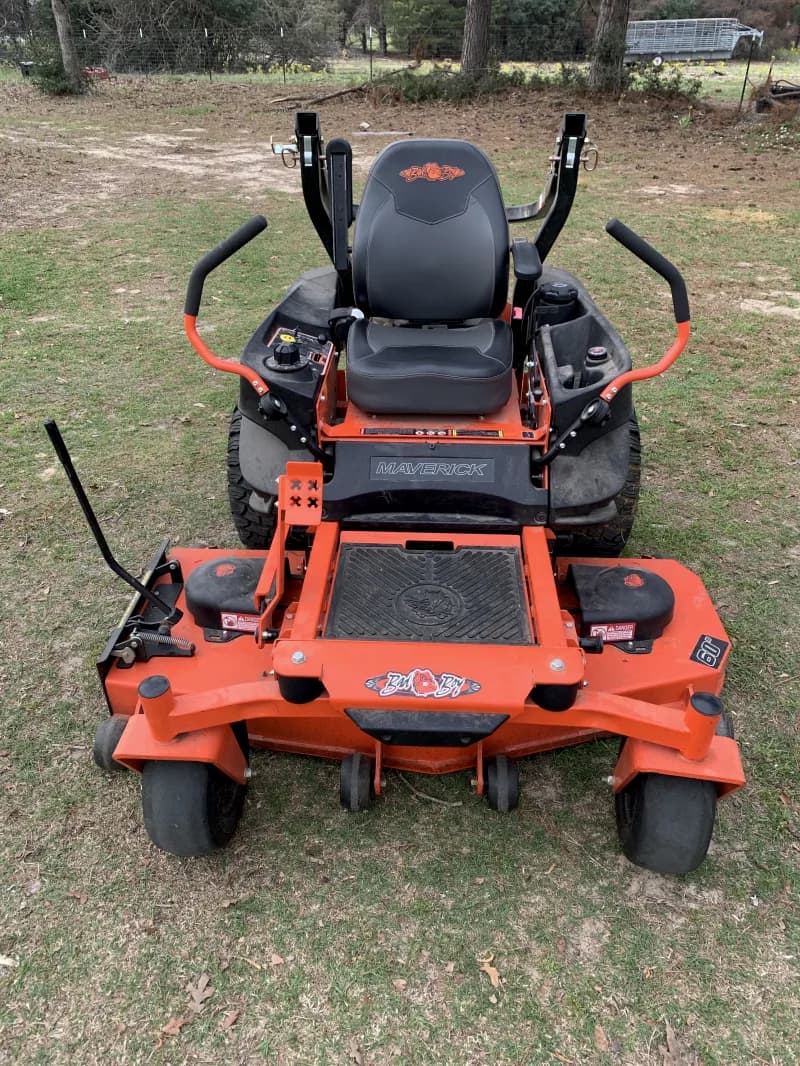 zero turn mower — photo 2 of 3