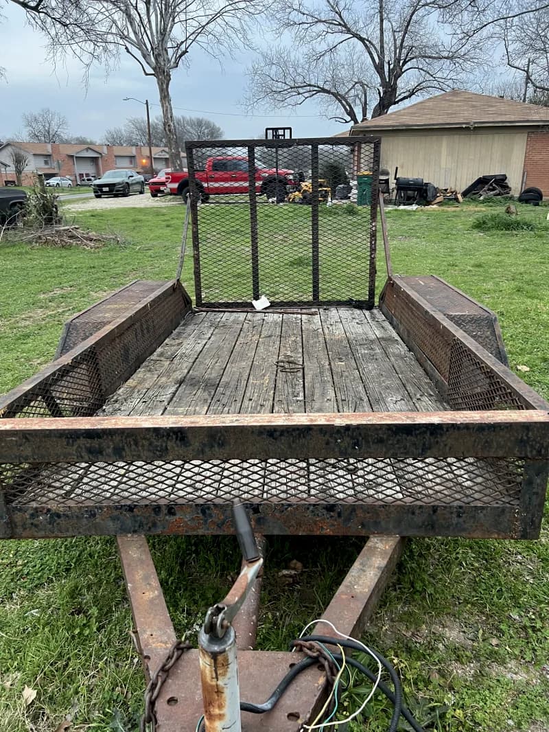 Tandem axle trailer with gate 5x9 1/2 feet — photo 2 of 4