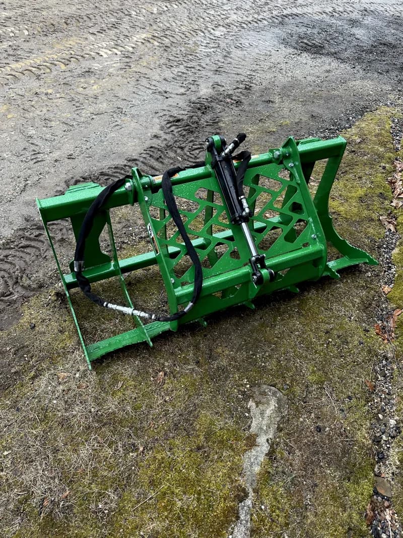 Grapple — photo 2 of 3