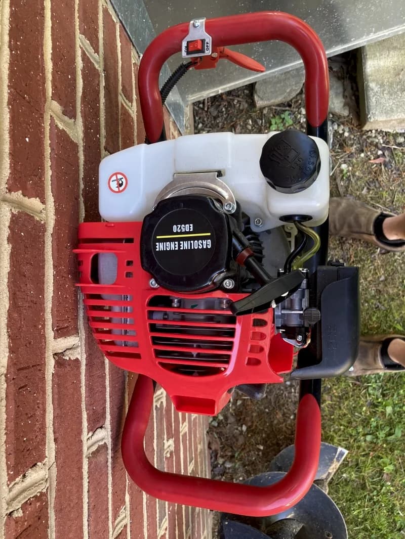 Gas powered auger — photo 3 of 3