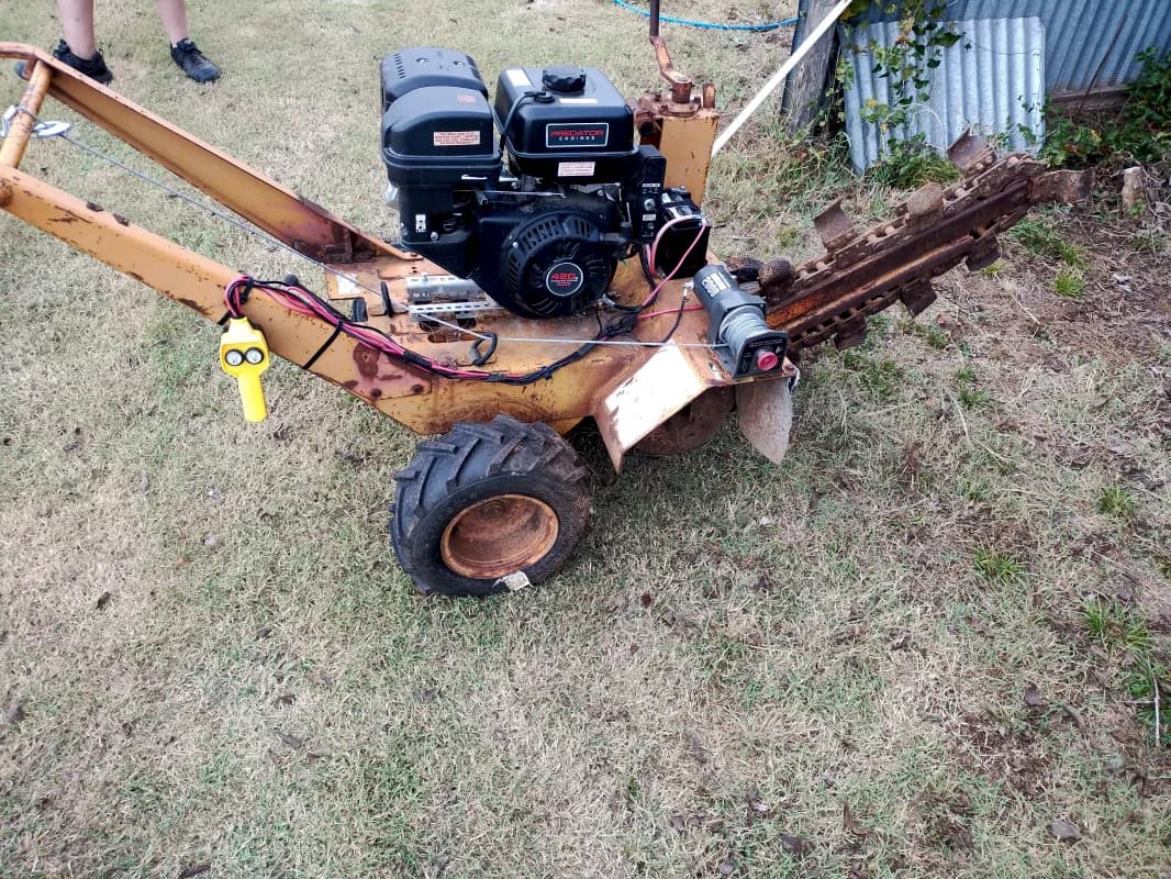 Trencher — photo 3 of 4