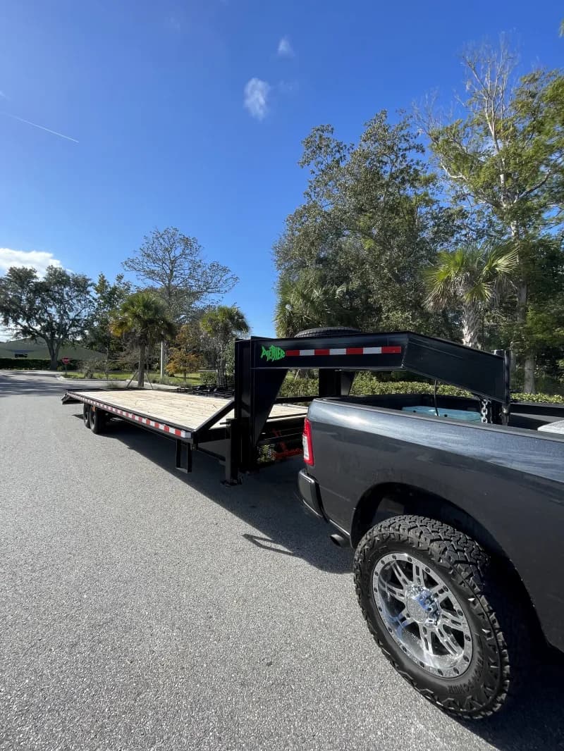 gn32 trailer