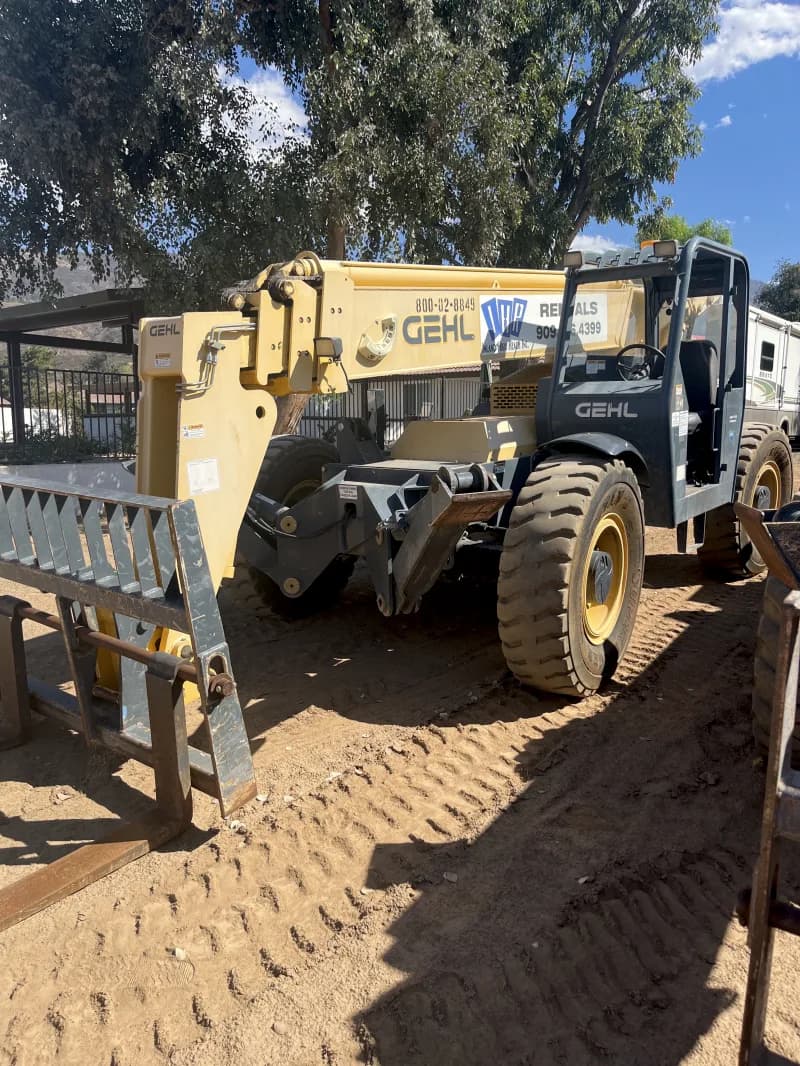 RS10-55 Reach Forklift — photo 4 of 4