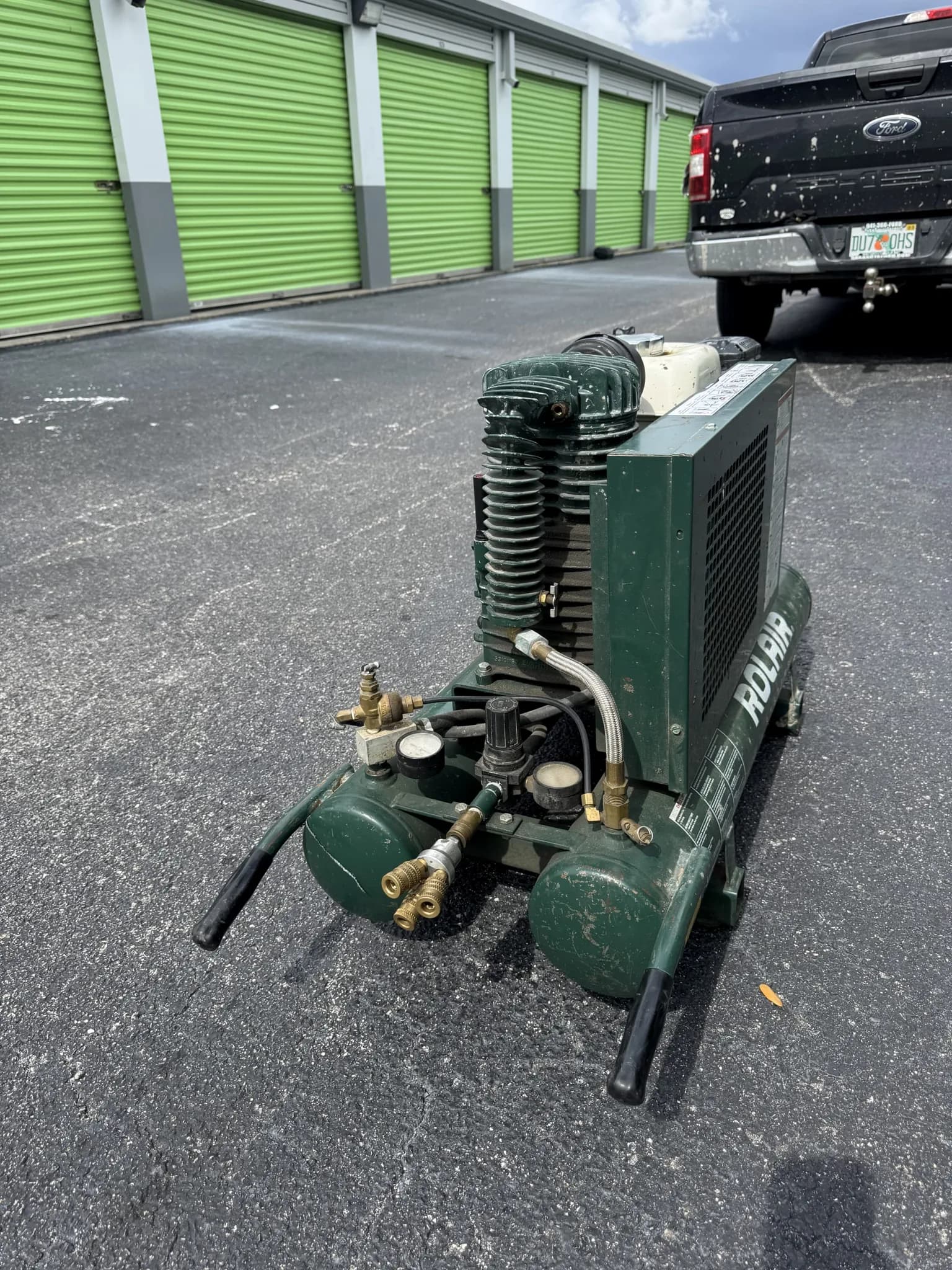Rolair Portable 160cc Air Compressor — photo 2 of 4