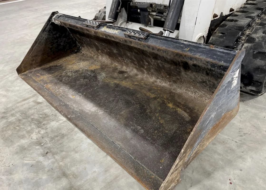 T770 Tracked Skid Steer 3420lb Operational Load — photo 4 of 4
