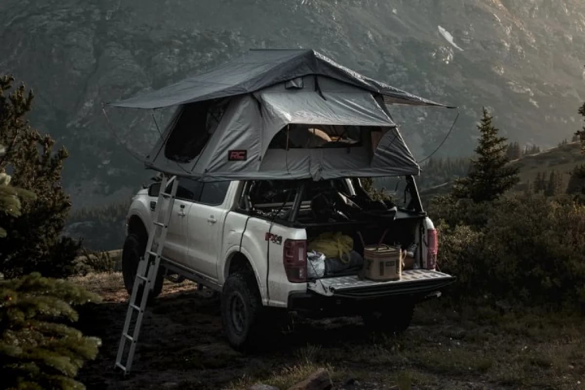 Roof Top Tent | Rack Mount | 12 Volt Accessory & LED Light Kit — photo 9 of 9