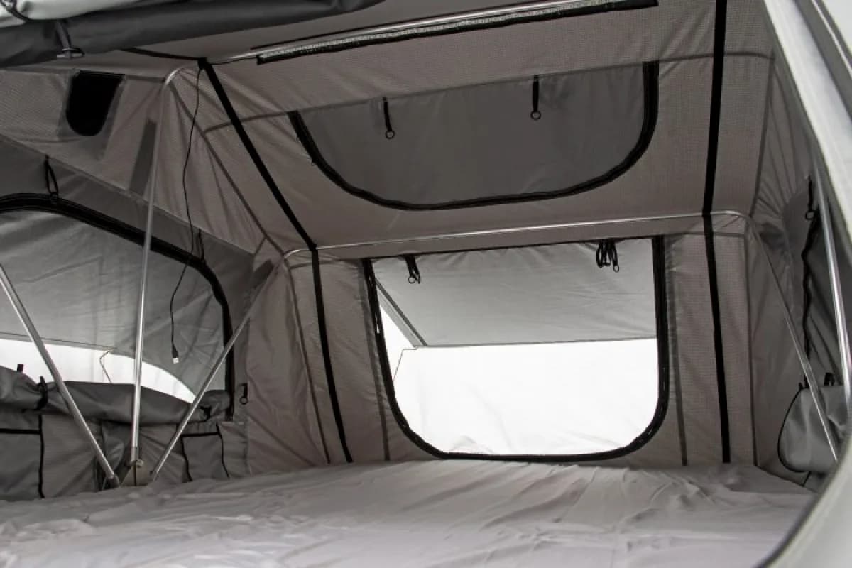 Roof Top Tent | Rack Mount | 12 Volt Accessory & LED Light Kit — photo 8 of 9