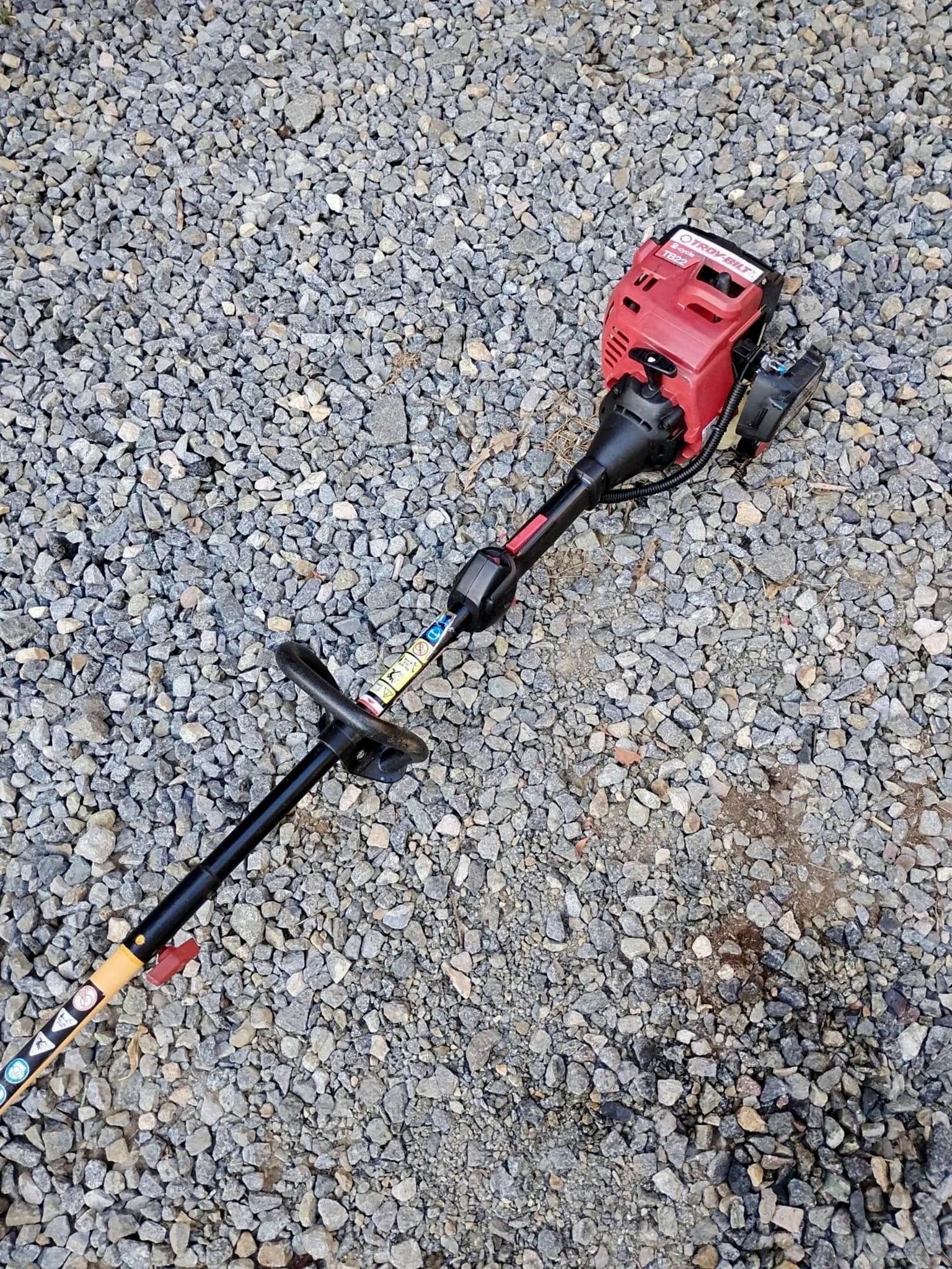 Troy Bilt Straight-Shaft Weed Eater — photo 3 of 4