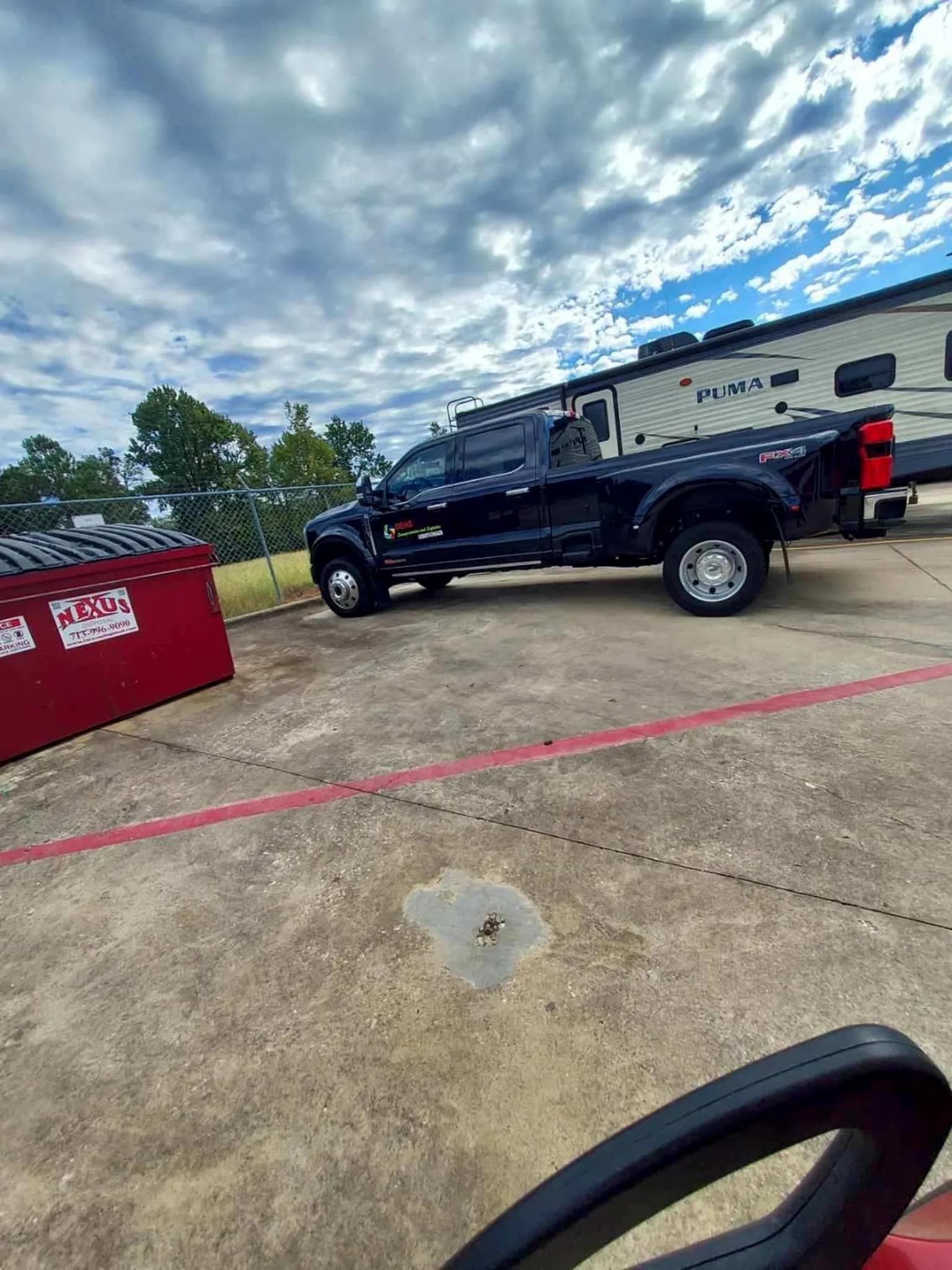 Ford F450 Gooseneck Truck — photo 4 of 4