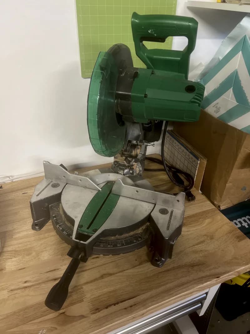 hitachi compound miter saw — photo 2 of 3