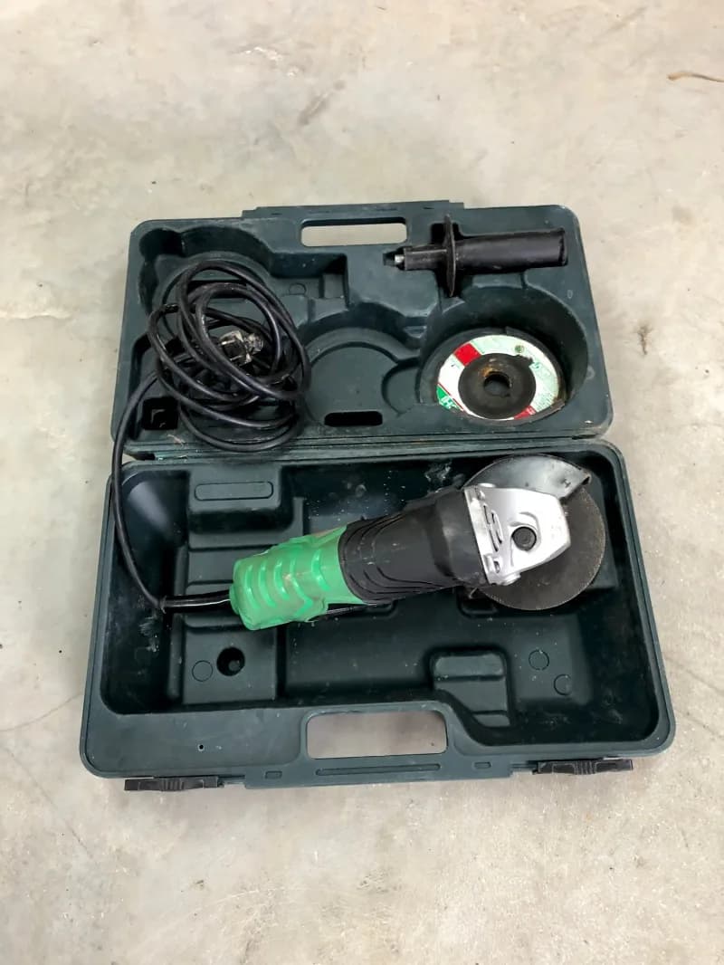 Hitachi 4 1/2" Angle Grinder — photo 2 of 3