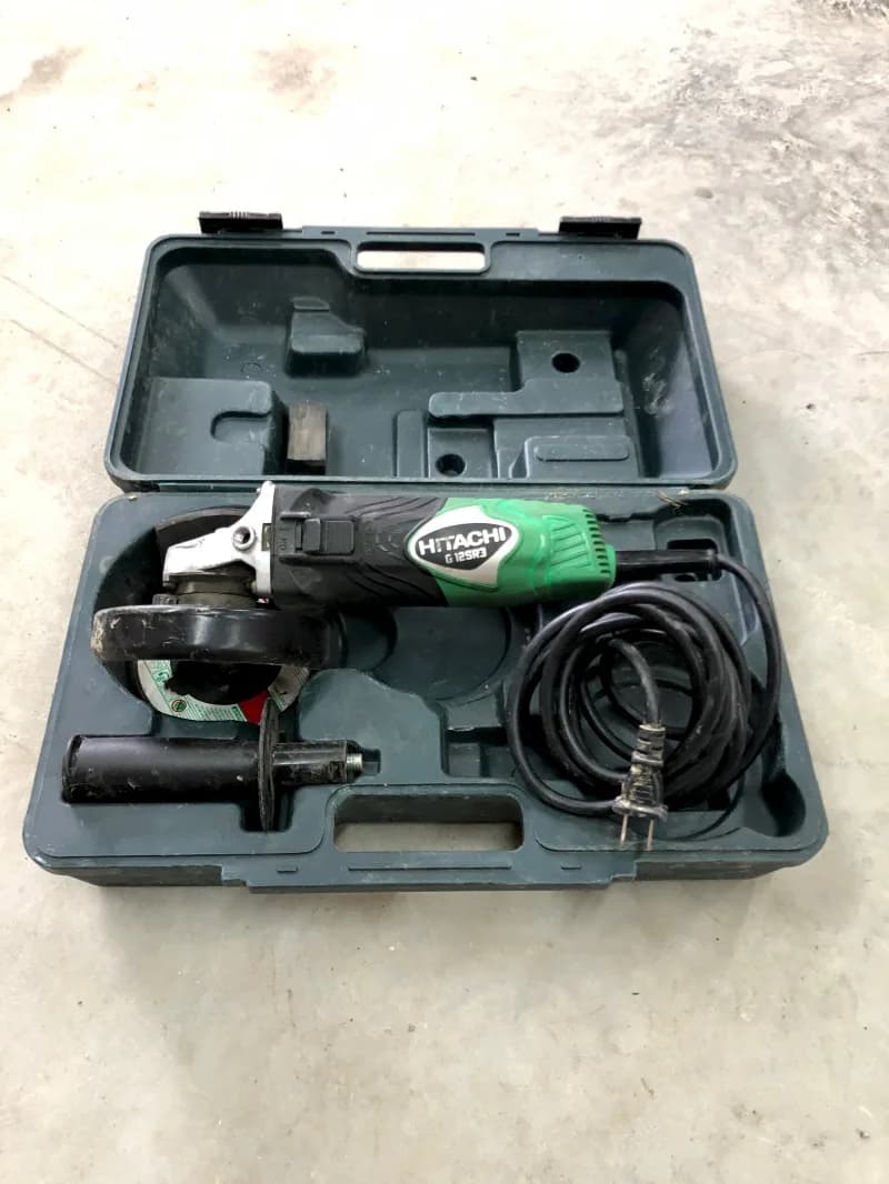 Hitachi 4 1/2" Angle Grinder