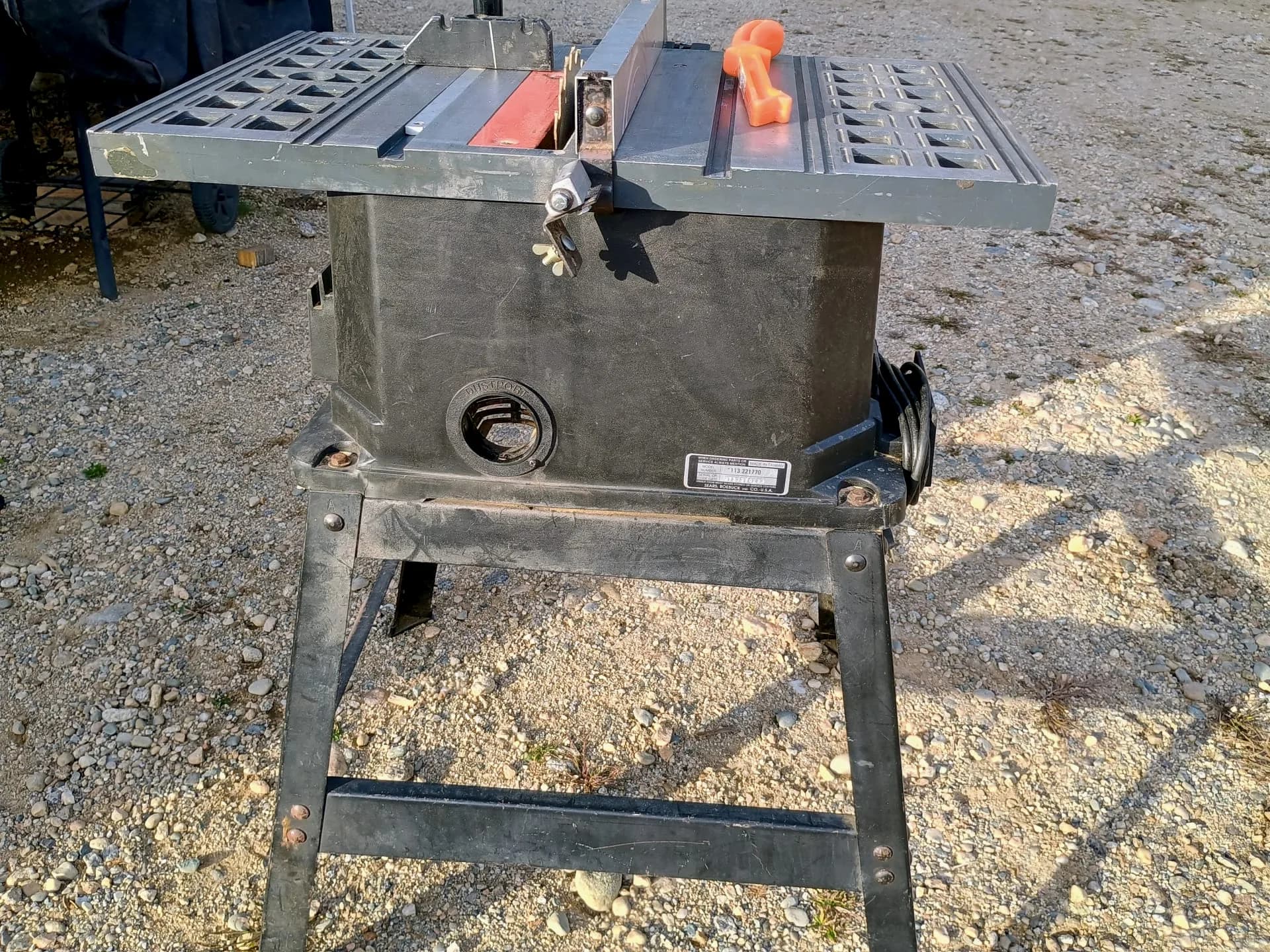 Table saw — photo 6 of 6