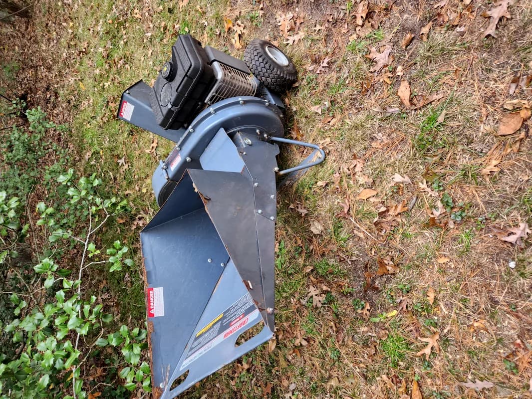 Craftsman 5hp Wood Chipper/Shredder — photo 2 of 3