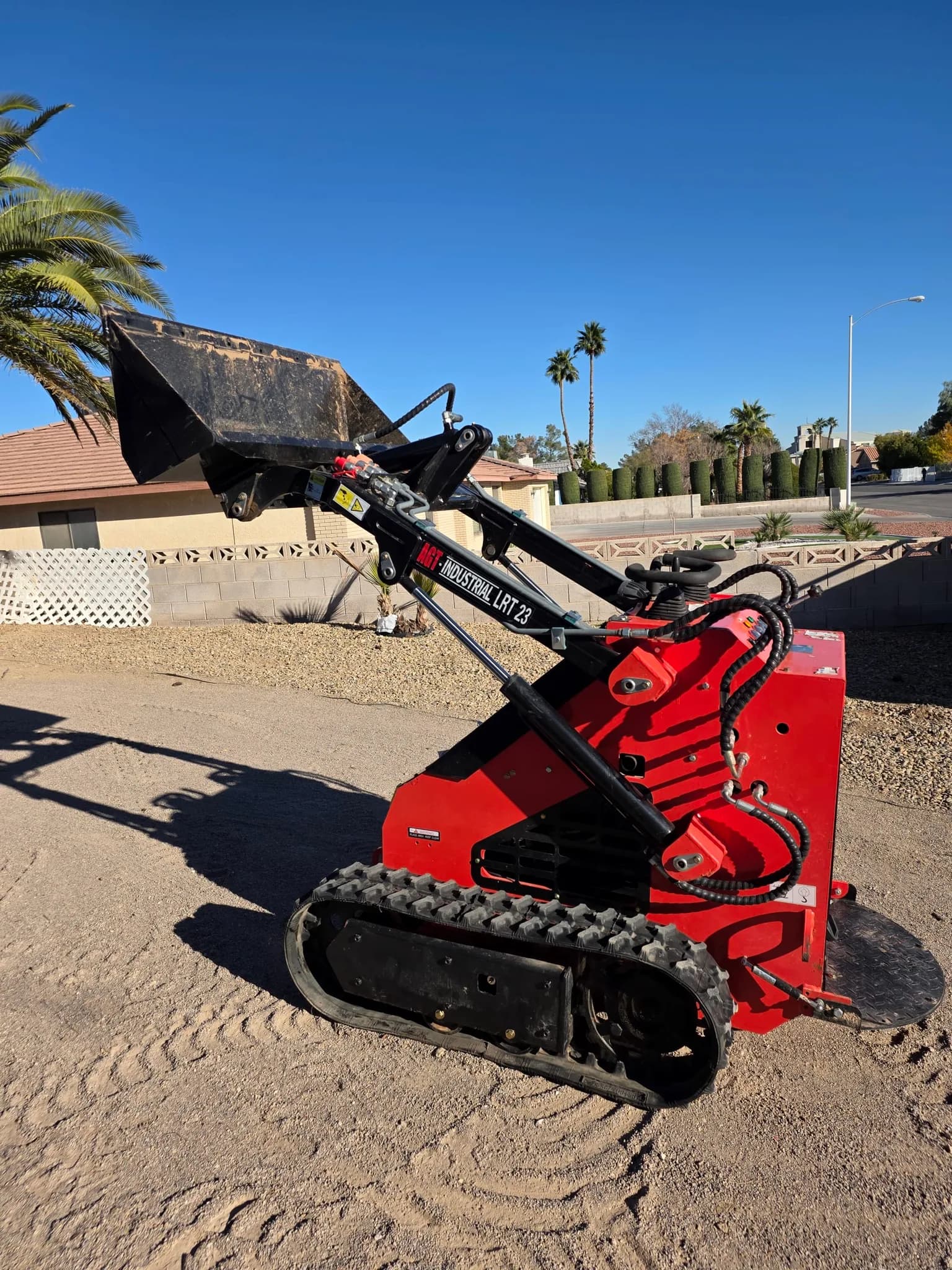 Mini Skid Track Loader — photo 3 of 4