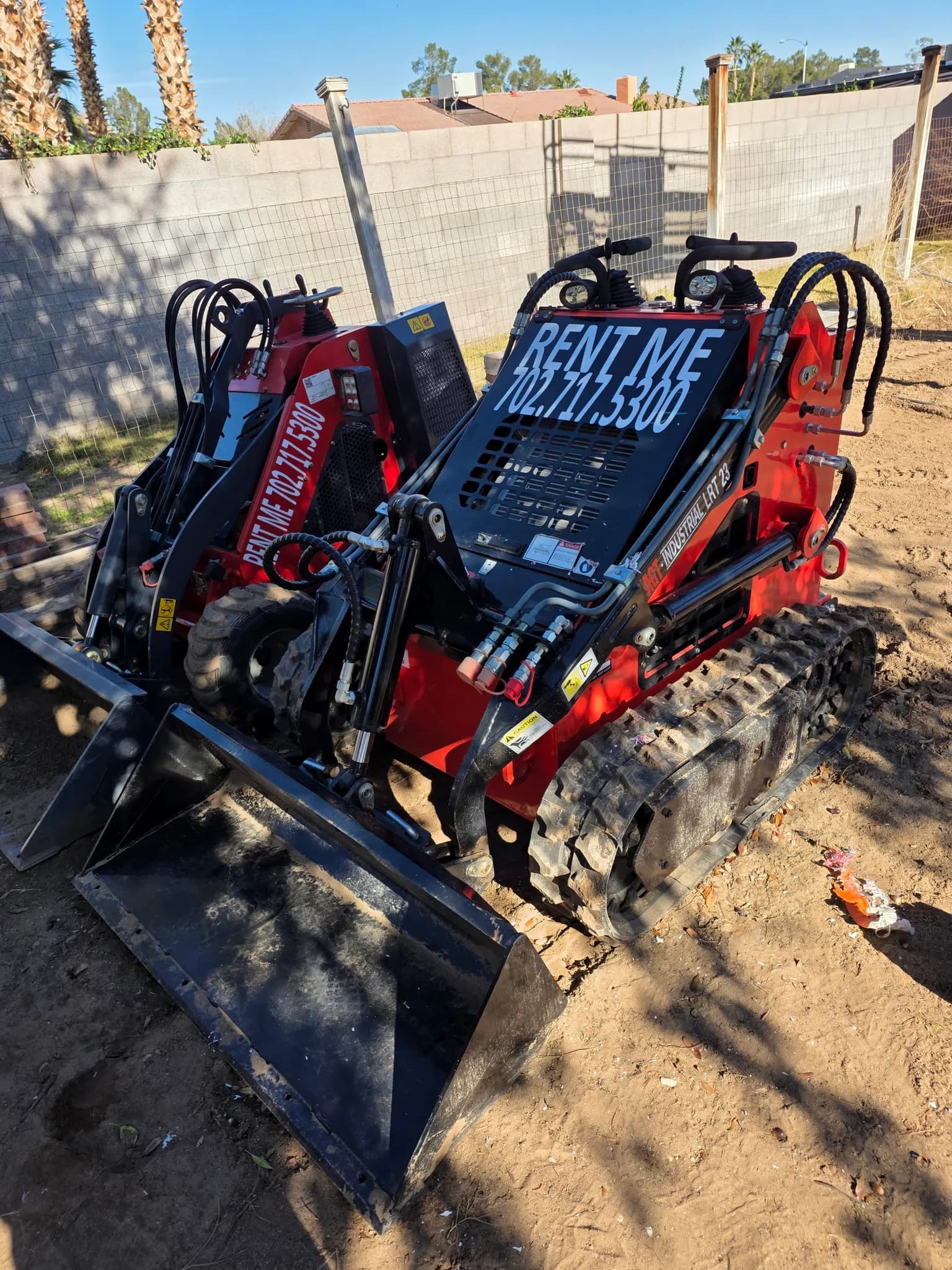 Mini Skid Track Loader — photo 4 of 4