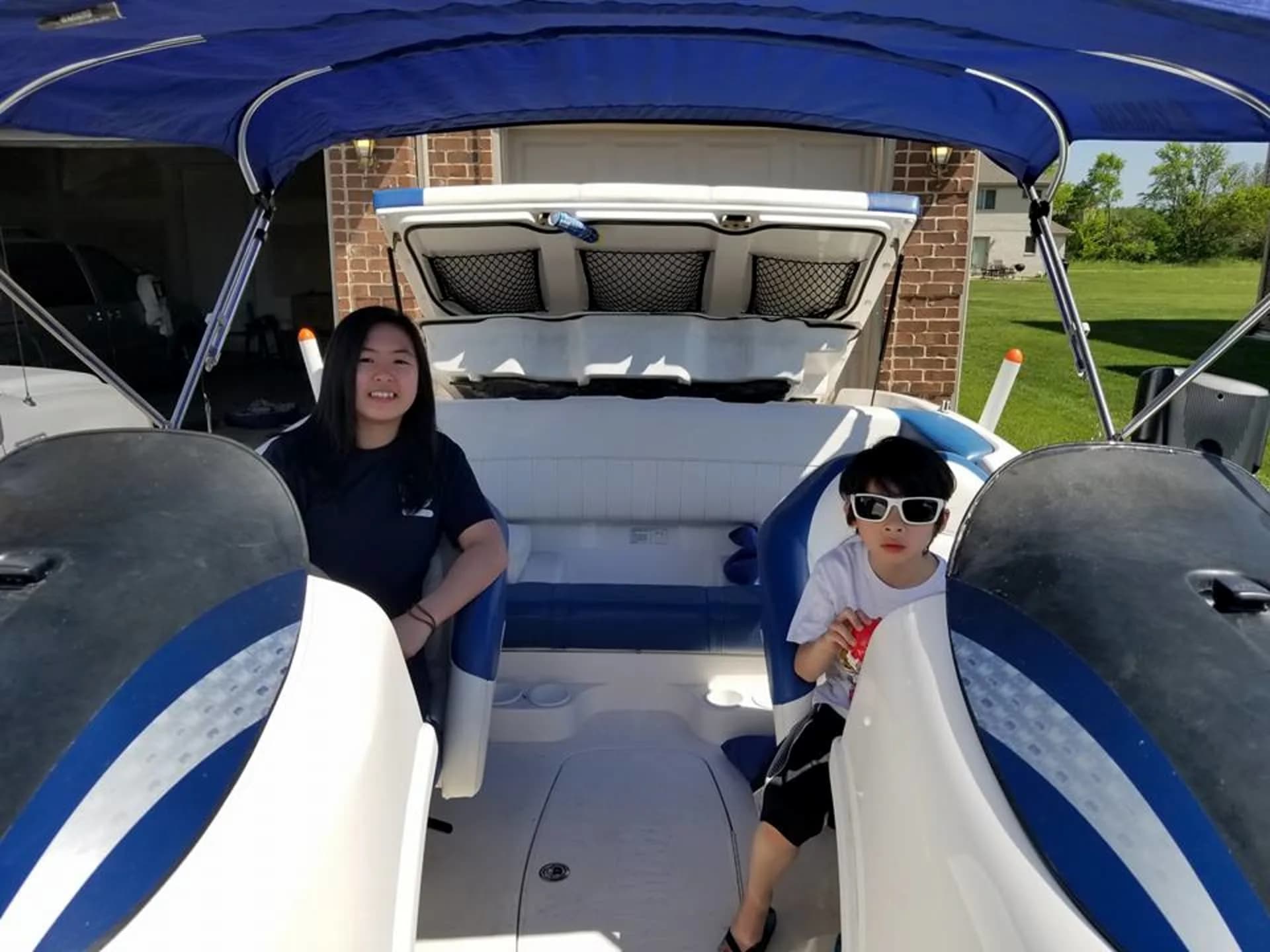 Yamaha Jet Boat — photo 4 of 5