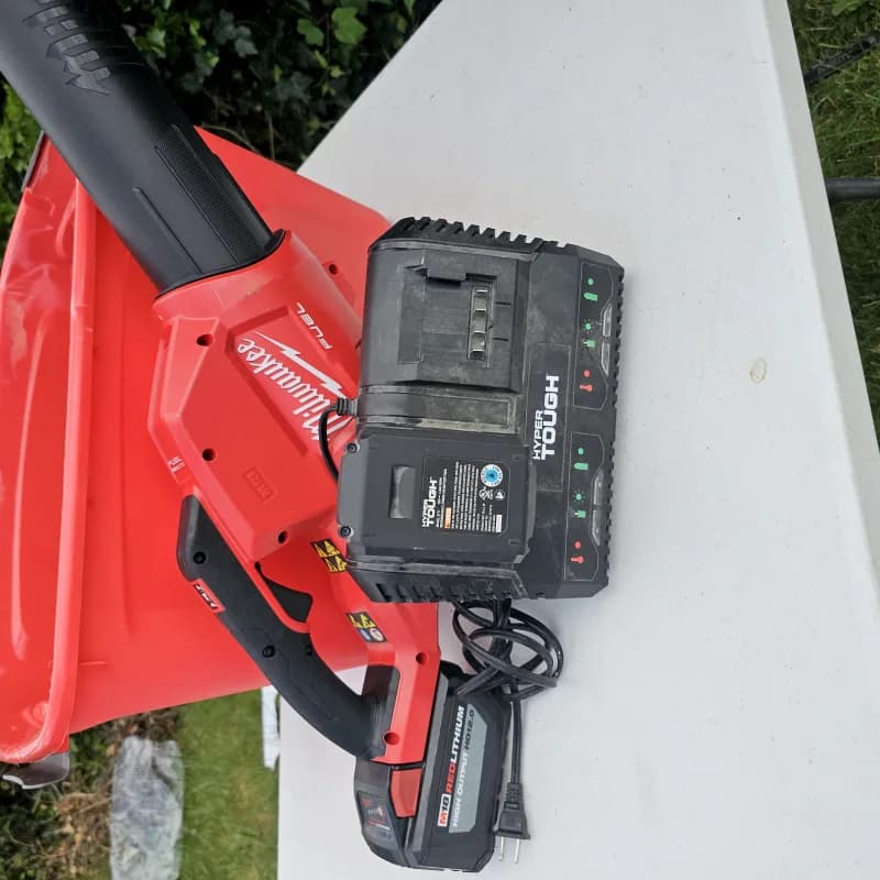 Cordless Handheld Blower and Battery — photo 3 of 3