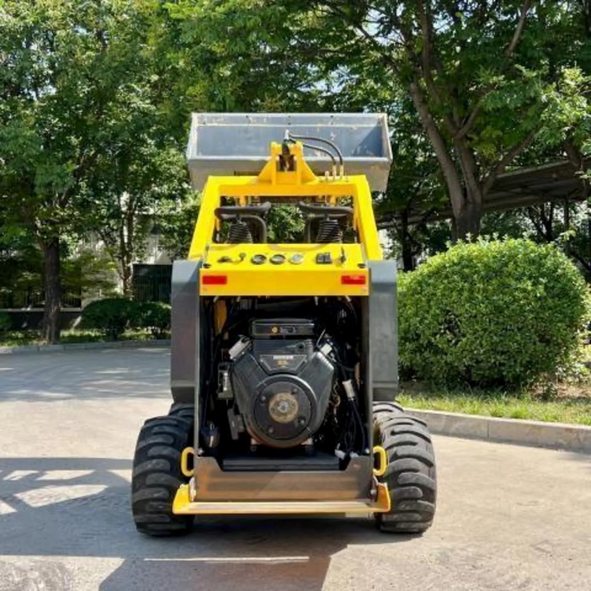 Mini Skid Steer Wheel Loader — photo 7 of 10
