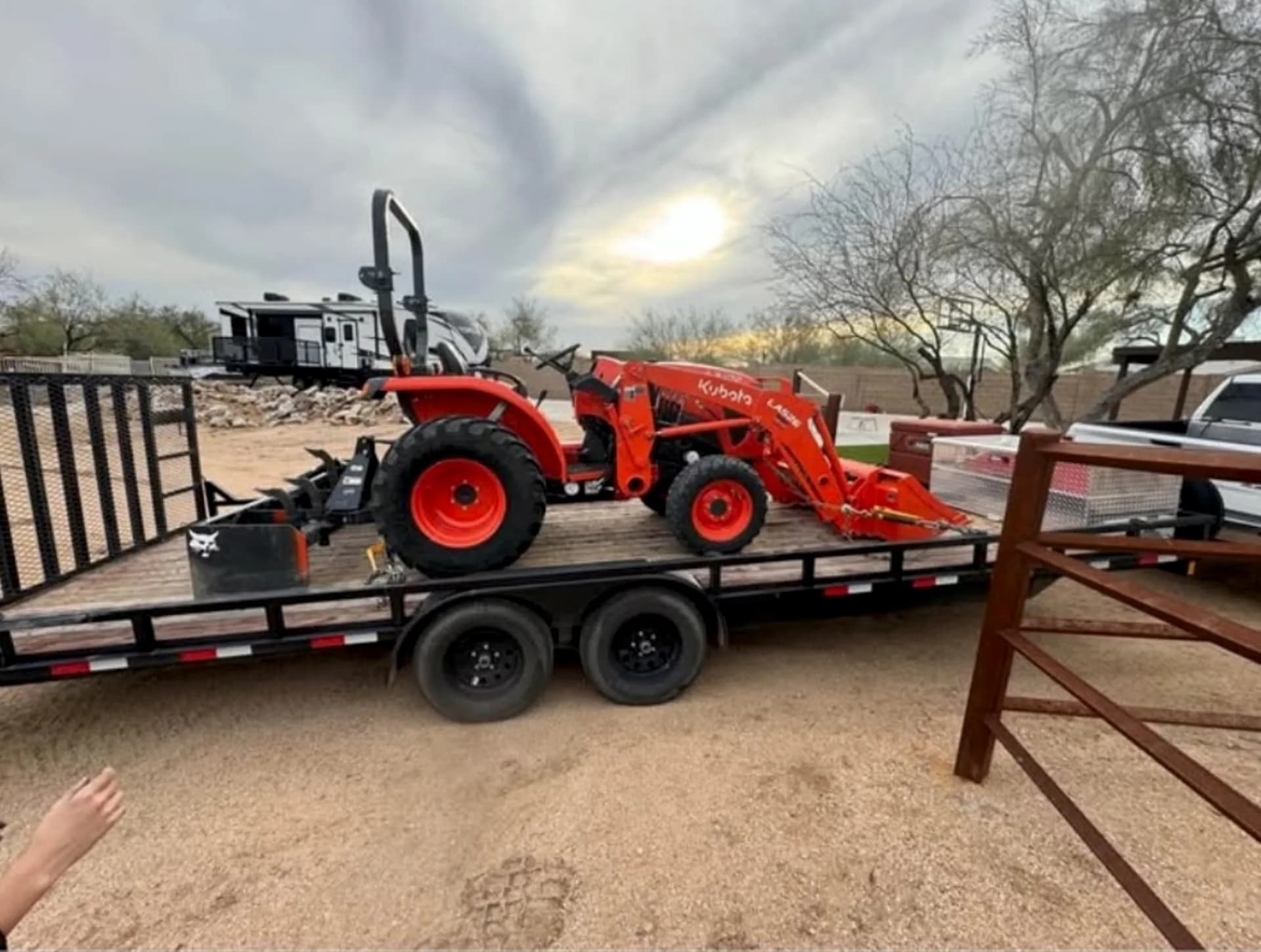 Heavy-Duty Equipment Trailer