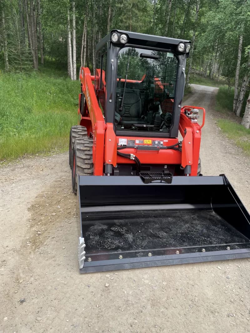 Kubota SSv 65 — photo 3 of 3