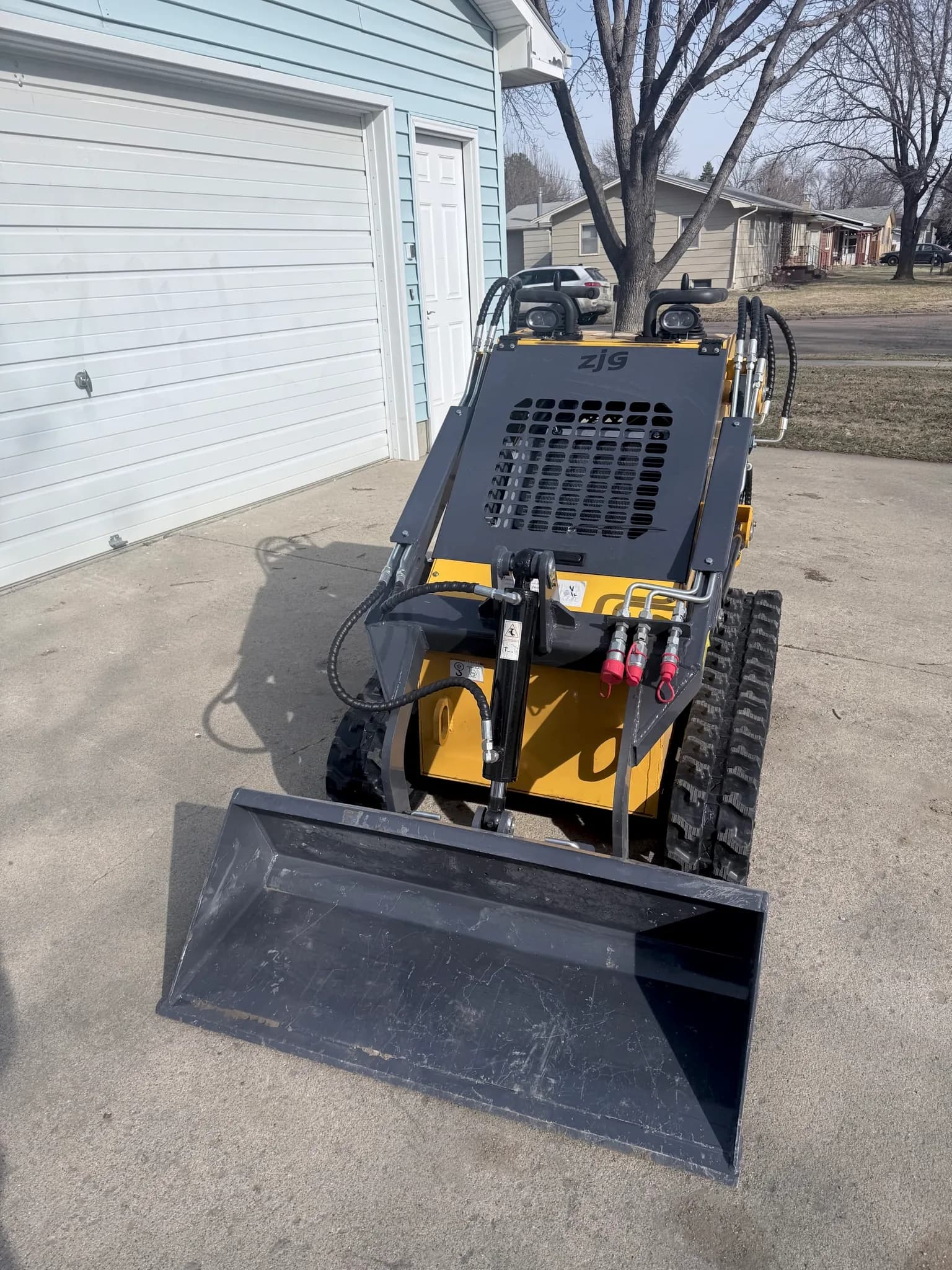 Mini Skid Steer Loader — photo 4 of 5