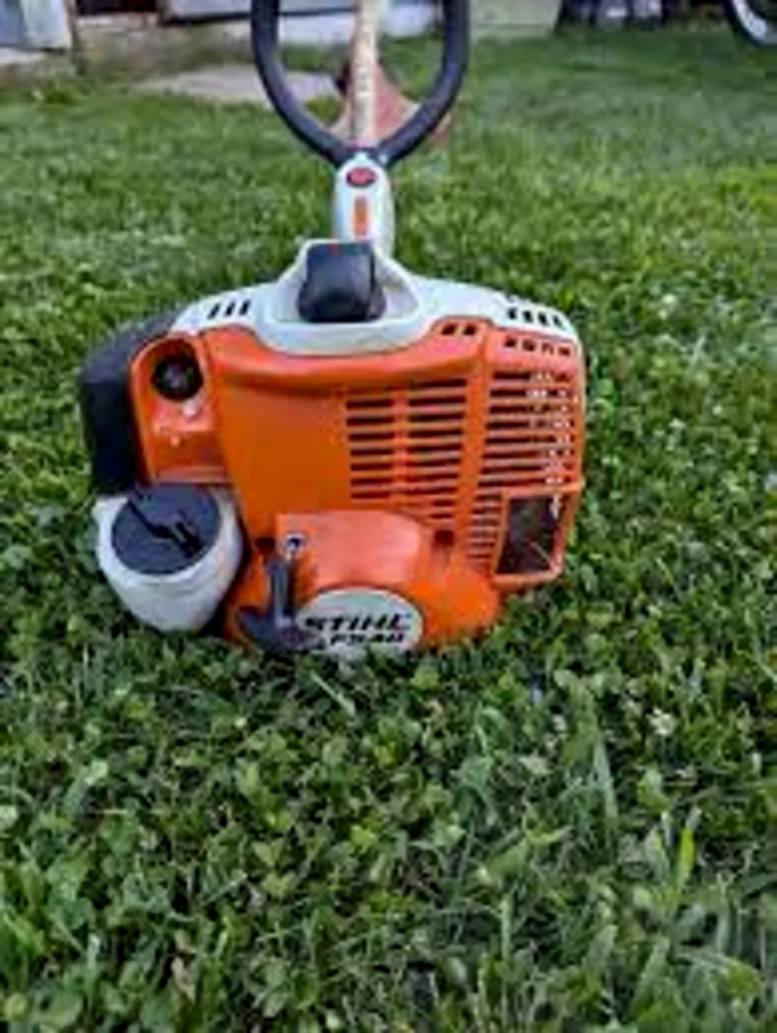 Stihl Weed Whacker — photo 3 of 3