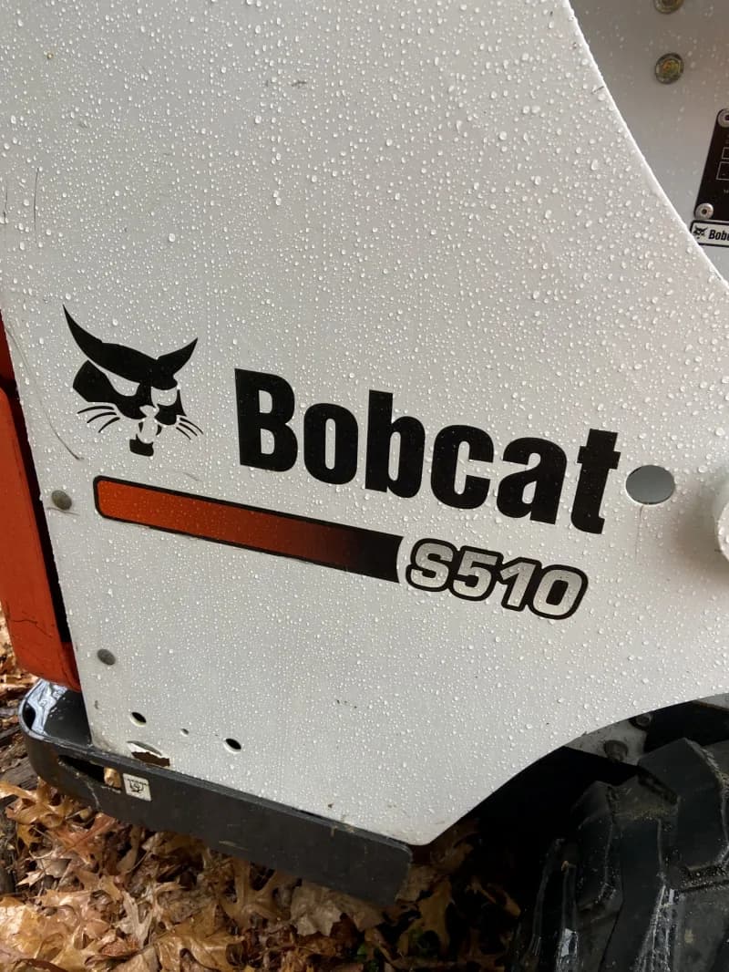 loader #2 — photo 2 of 3