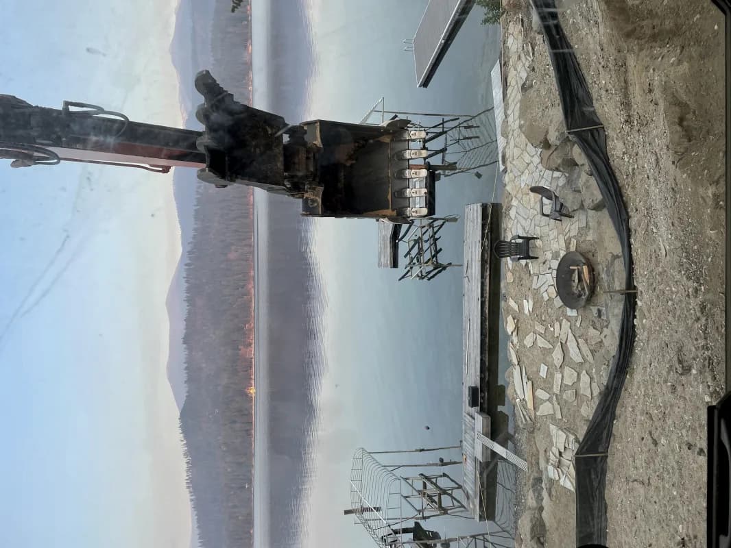 Hitachi 135 — photo 3 of 3
