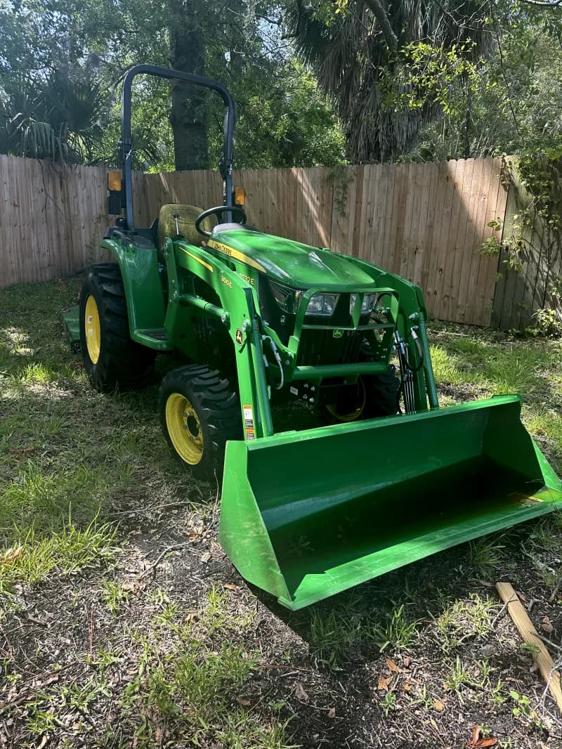 Loader — photo 3 of 4