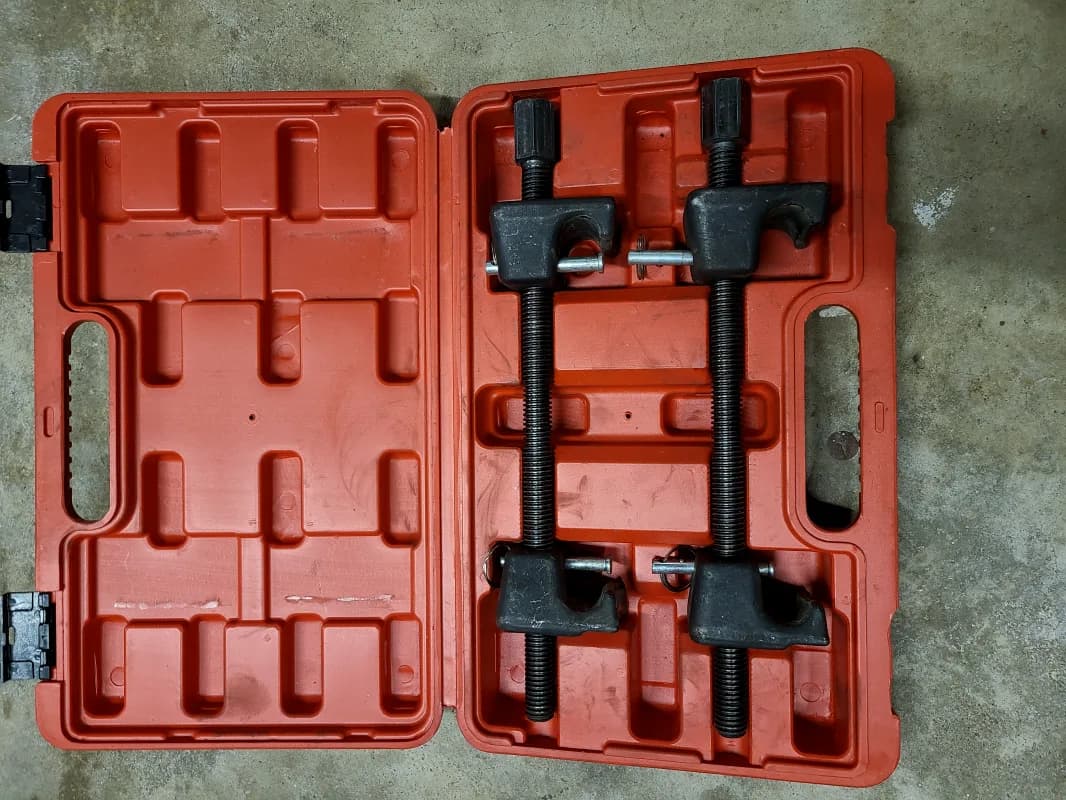 Strut spring compressor — photo 3 of 3