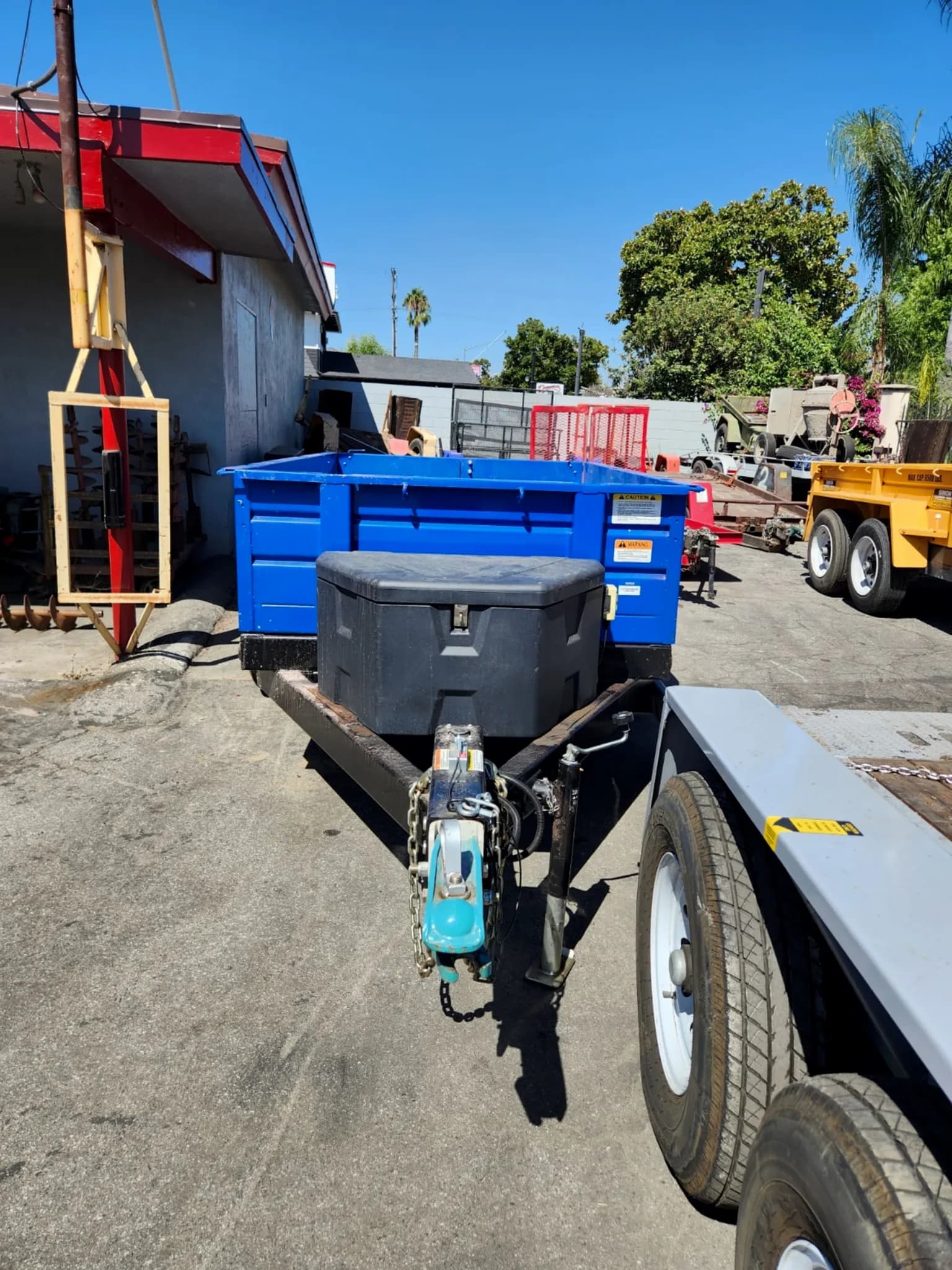 Single Axle Dump Trailer 5x8 — photo 4 of 4
