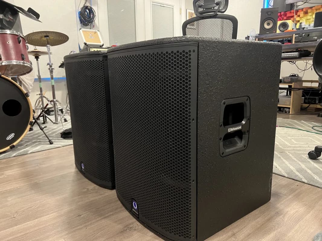 Turbosound iQ18B Powered Subwoofer — photo 2 of 3