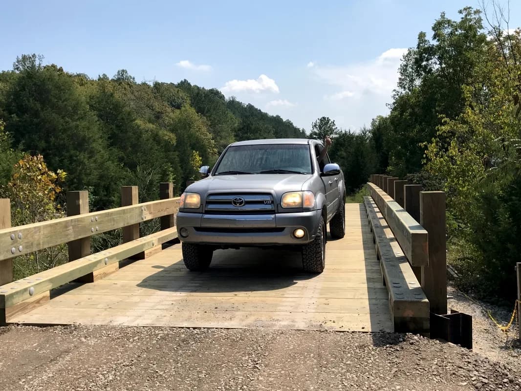 Truck - 2005 Toyota Tundra — photo 3 of 3
