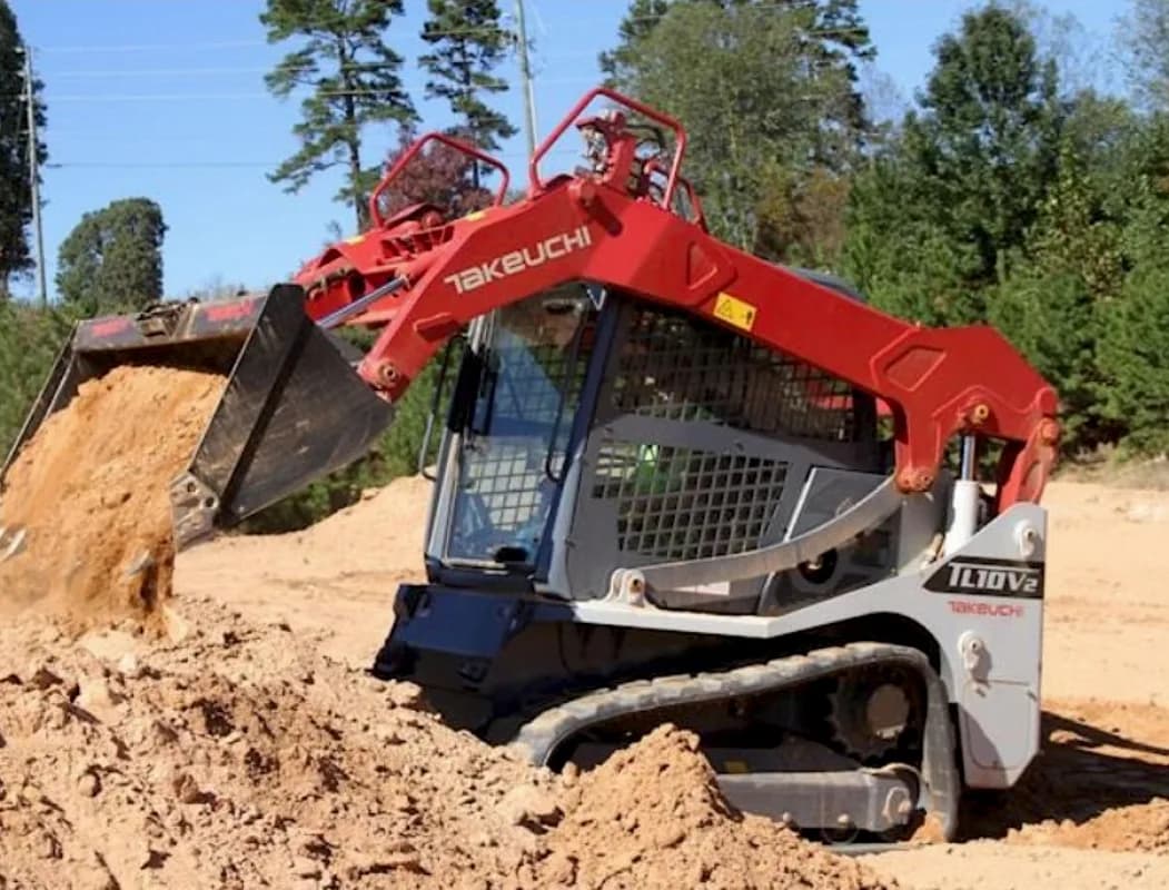Takeuchi TL10V2 Skid Steer — photo 3 of 3