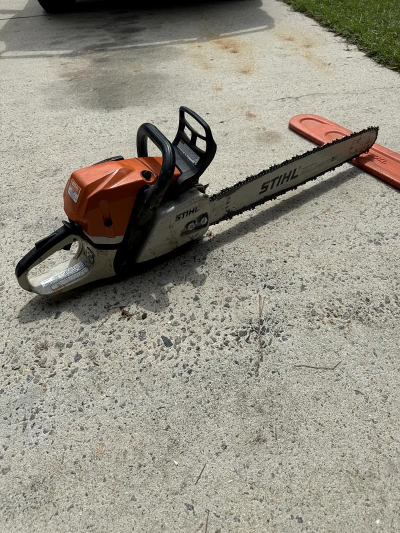 Stihl Chainsaw — photo 2 of 3