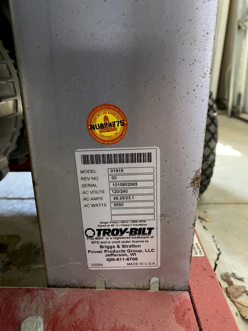 Troy-Bilt 5500 Watt Generator — photo 2 of 3