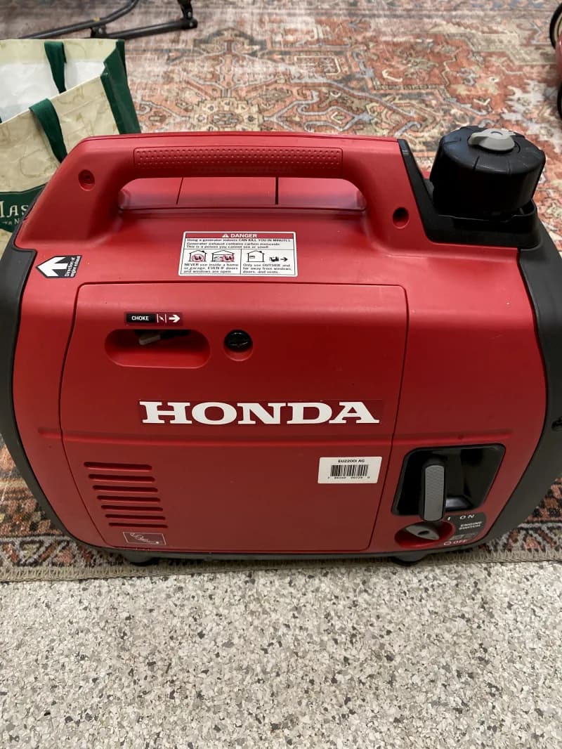 Honda Generator — photo 2 of 3