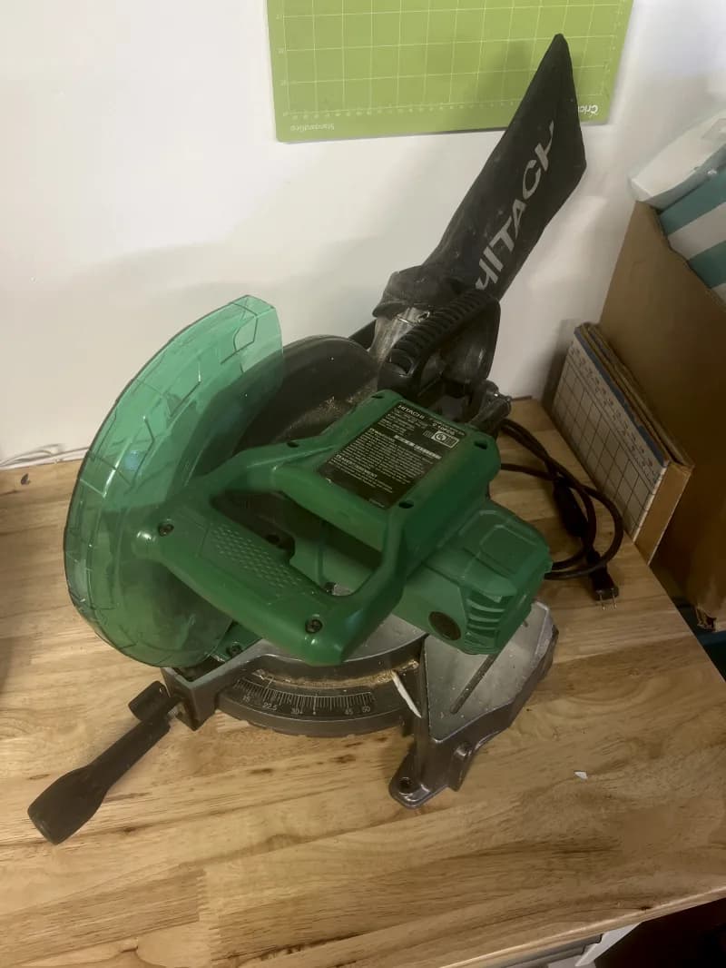 hitachi compound miter saw