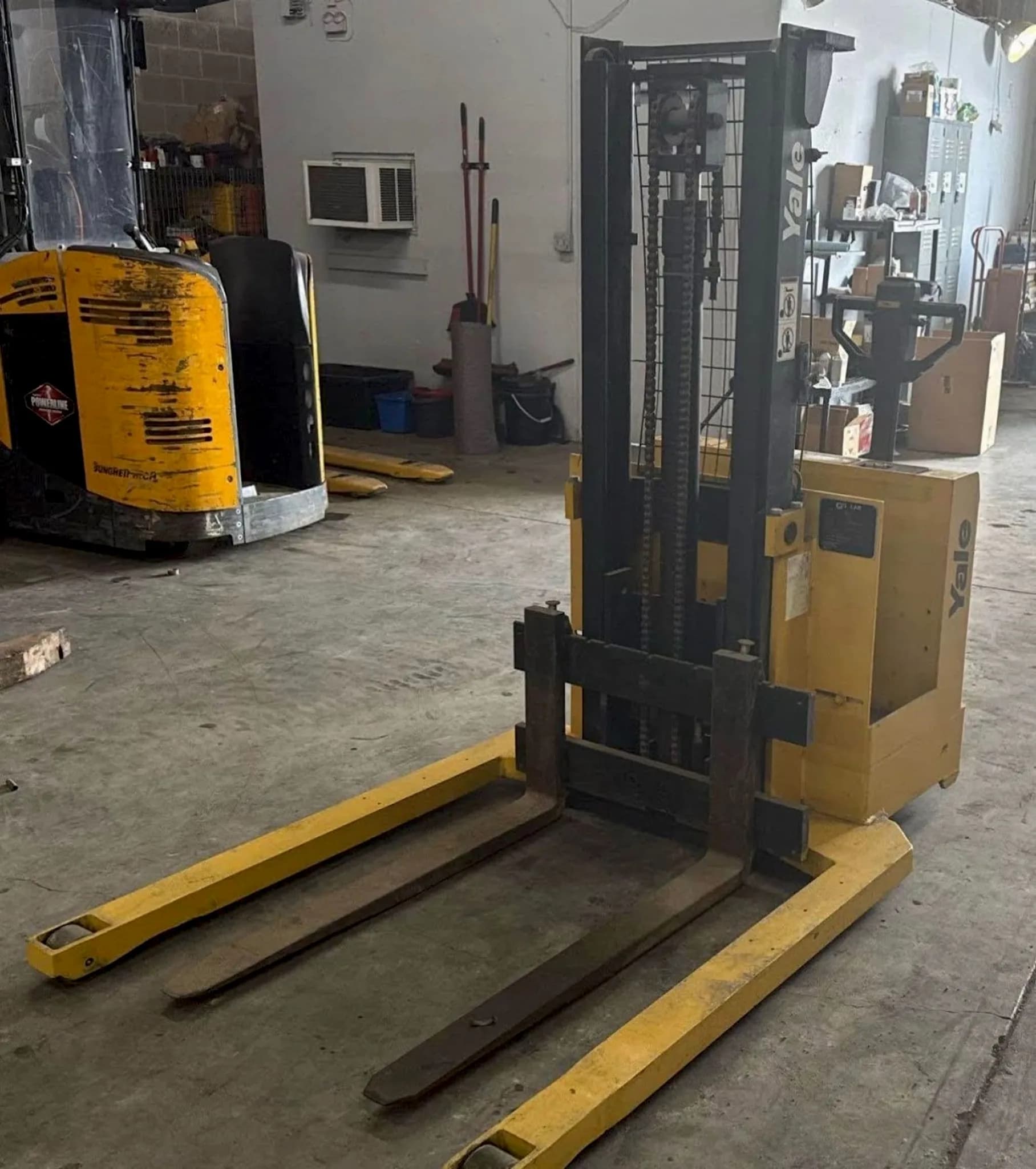 Yale Forklift Pallet Jack