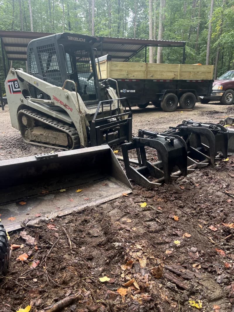 Takeuchi skid steer