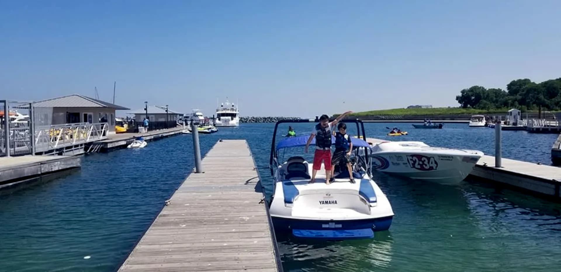 Yamaha Jet Boat
