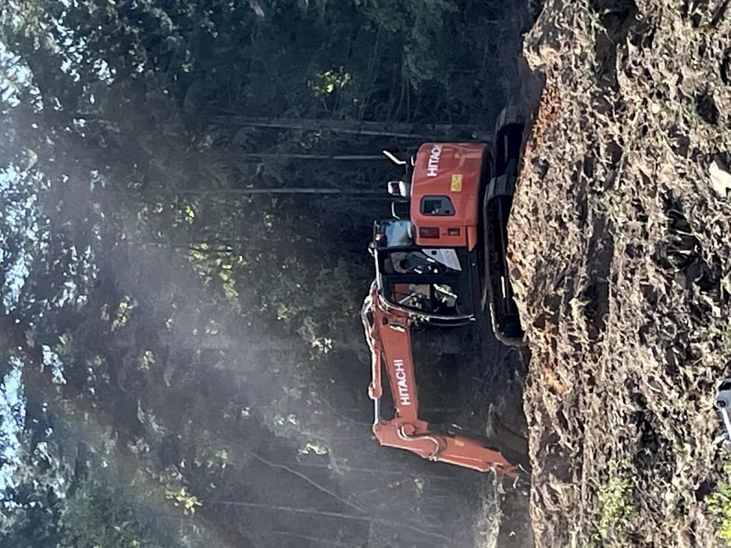 Hitachi 135