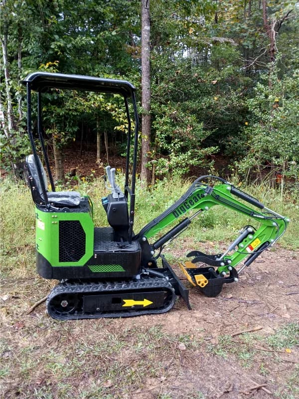 Mini Excavator DigGear 2200Lb