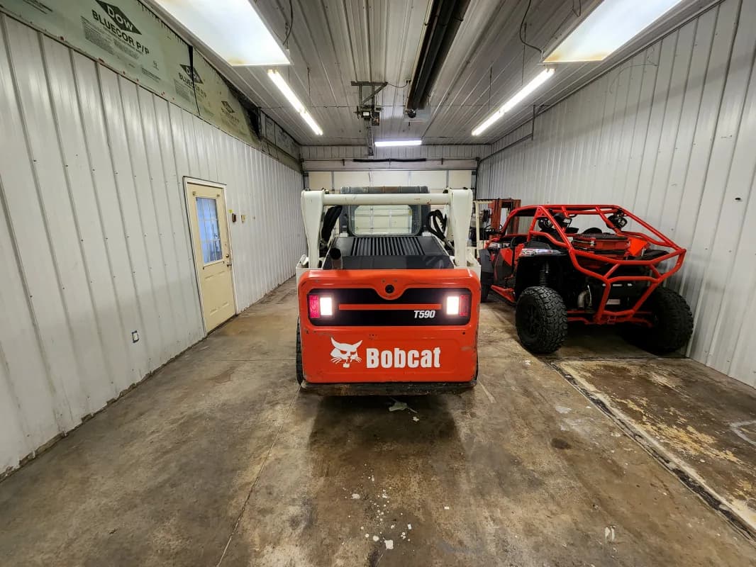 T590 Bobcat
