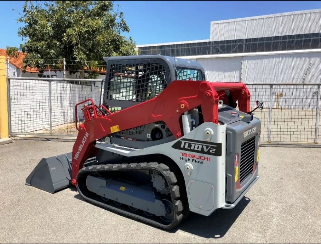Takeuchi TL10V2 Skid Steer